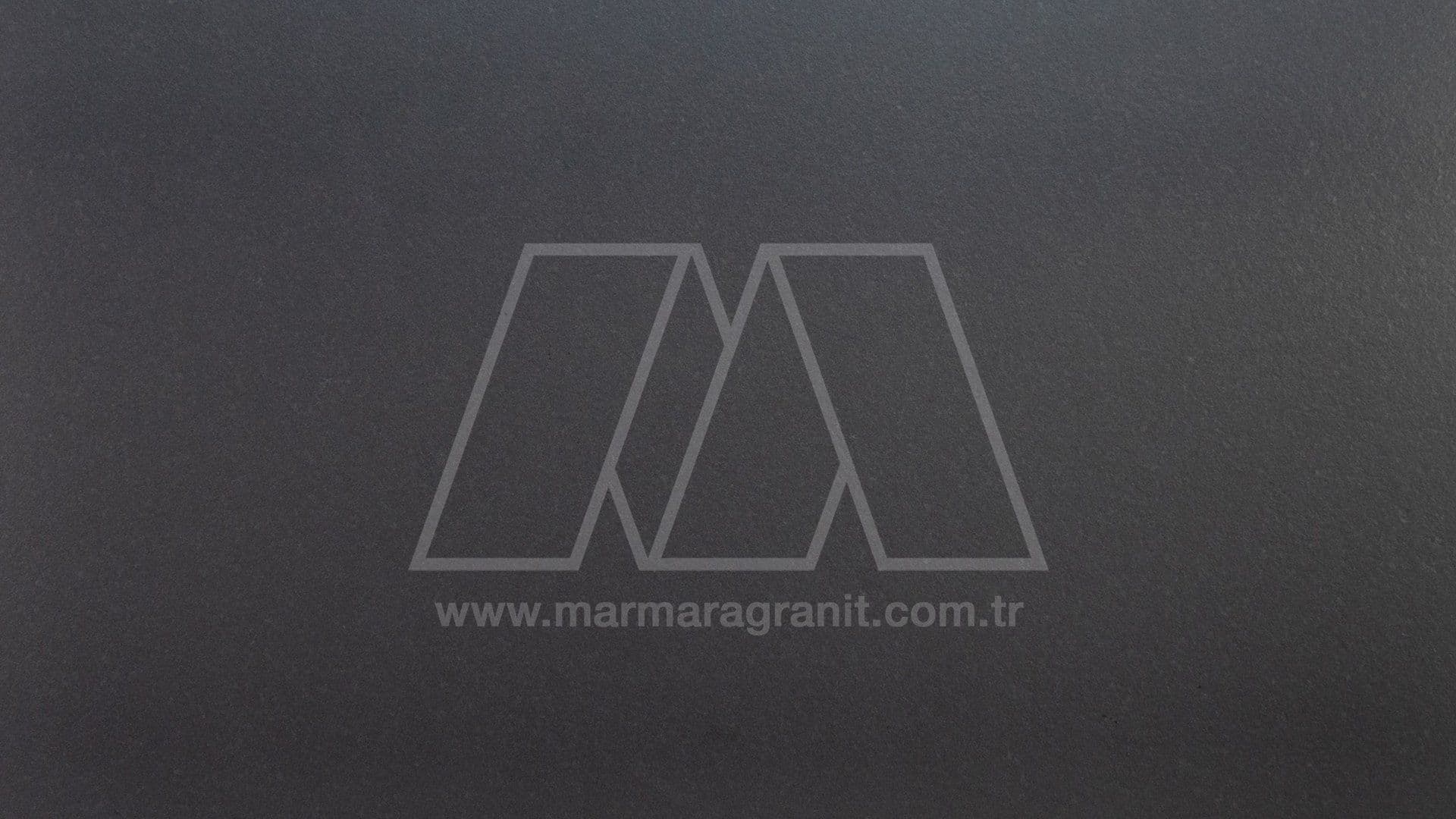 Nero Zimbabwe Flamed